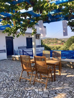 Blue House Lardos